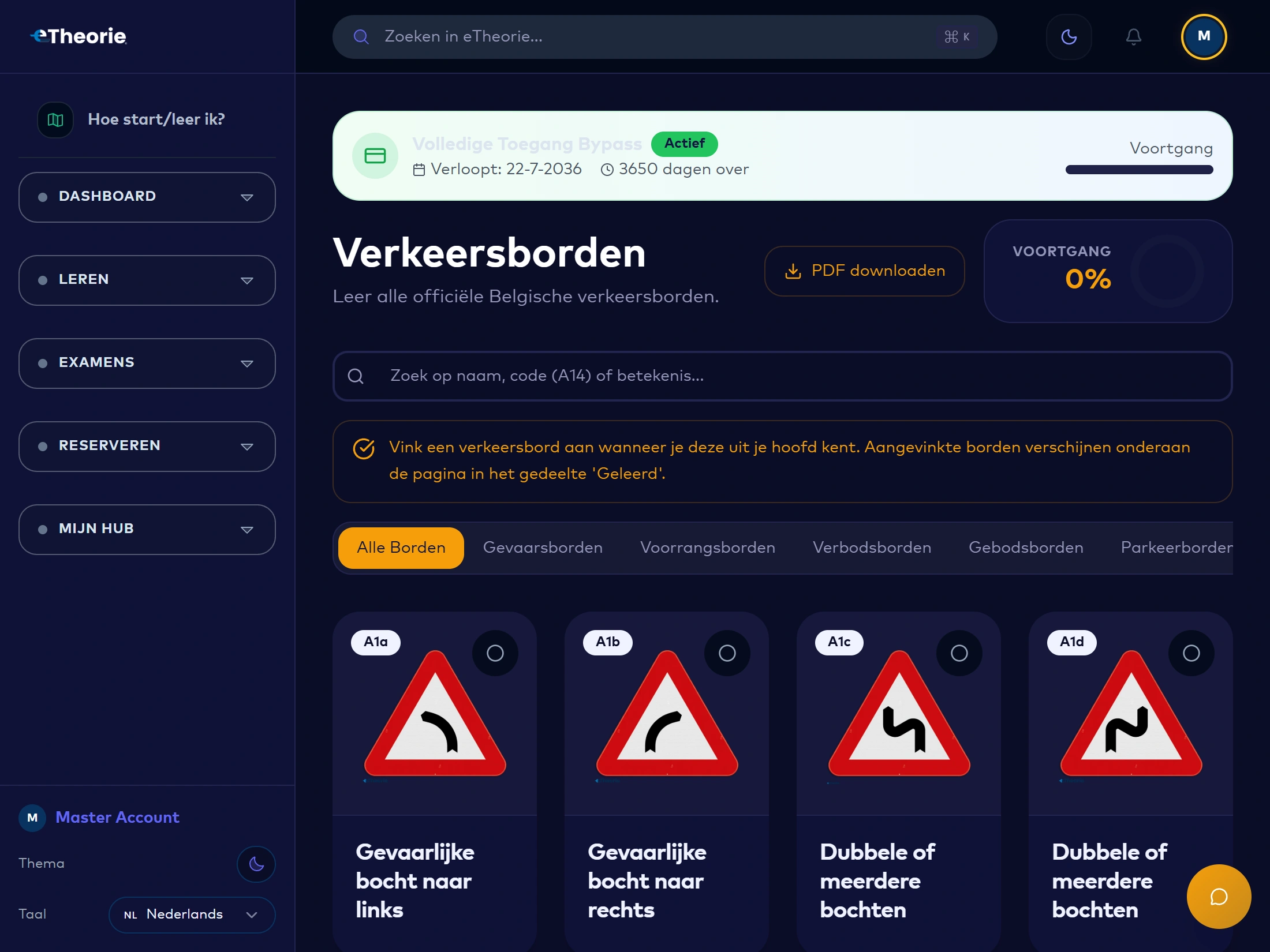eTheorie digital theory book with explanations about Belgian traffic signs